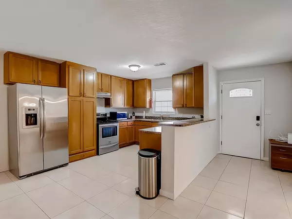 Coliving in Lake Forest - Northside, Jacksonville