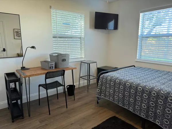 Coliving in Oak Ridge - West Orlando, Orlando
