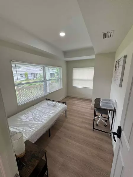 Coliving in Plant City - East Tampa, Tampa