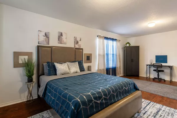 Coliving in Far West Side - West SATX, San Antonio