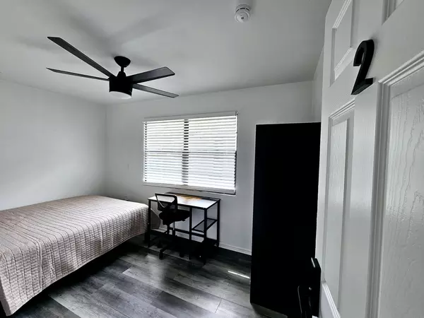 Coliving in Land O' Lakes - North Tampa, Tampa