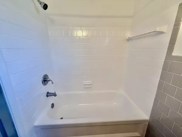 Coliving in East Lake-Orient Park - East Tampa, Tampa