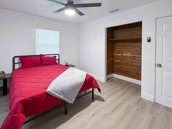 Coliving in Forest Hills Tampa - North Tampa, Tampa