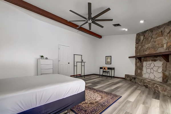 Coliving in Land O' Lakes - North Tampa, Tampa
