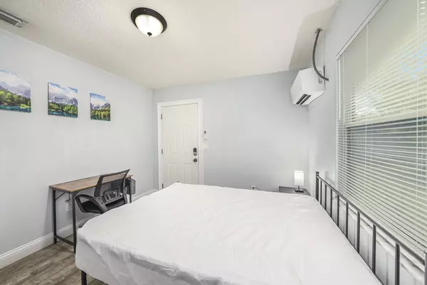 Coliving in Grant Park Tampa - East Tampa, Tampa