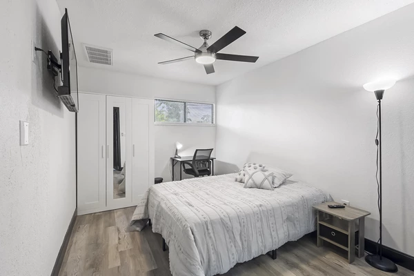 Coliving in Engelwood Park - East Orlando, Orlando