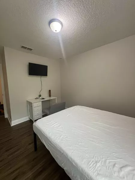 Coliving in Sports Complex - Downtown JAX, Jacksonville