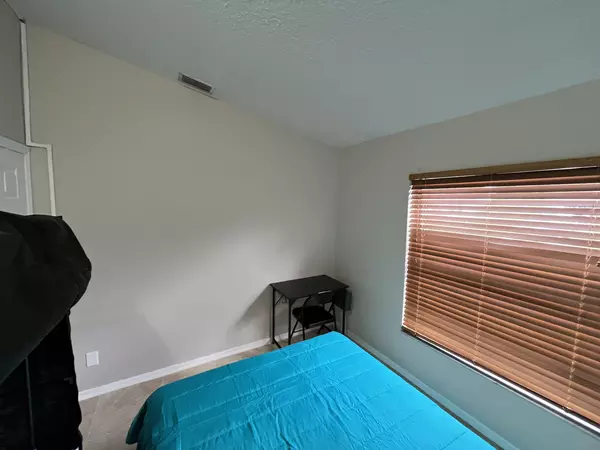 Coliving in Melbourne - Outer Orlando, Orlando
