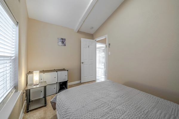 Coliving in Acres Home - Nw Houston, Houston