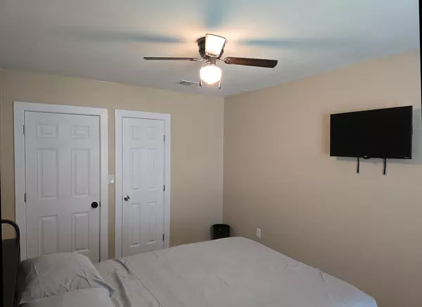 Coliving in Acres Home - Nw Houston, Houston