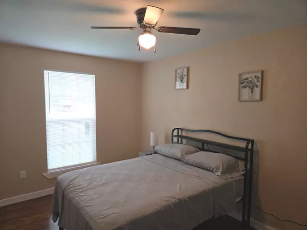 Coliving in Acres Home - Nw Houston, Houston