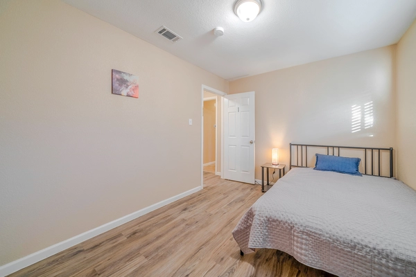 Coliving in Acres Home - Nw Houston, Houston