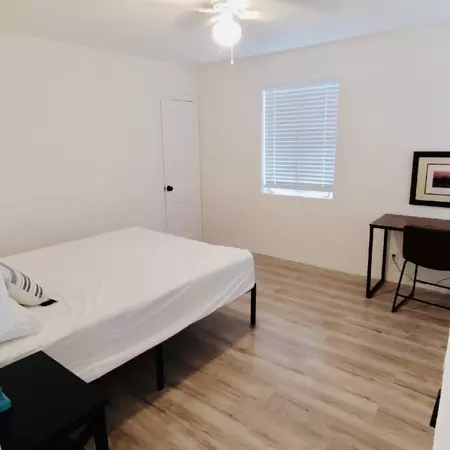Coliving in Kenwood - Clearwater-St. Petersburg, Tampa