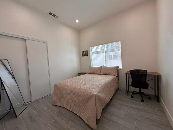 Coliving in Garden Grove - Orange County, Los Angeles