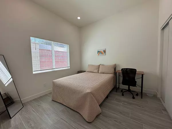 Coliving in Garden Grove - Orange County, Los Angeles