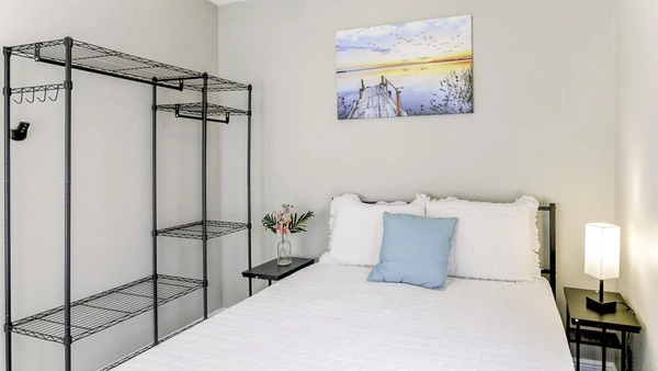 Coliving in Lowry Park North - North Tampa, Tampa