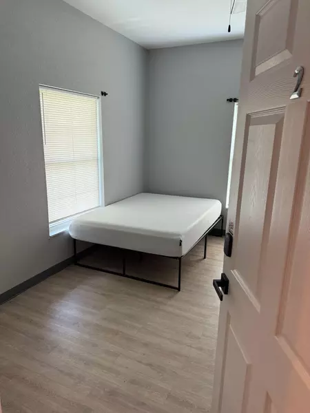 Coliving in Kenwood - Clearwater-St. Petersburg, Tampa