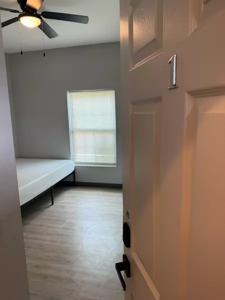 Coliving in Kenwood - Clearwater-St. Petersburg, Tampa