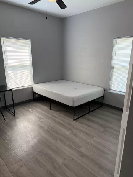 Coliving in Kenwood - Clearwater-St. Petersburg, Tampa