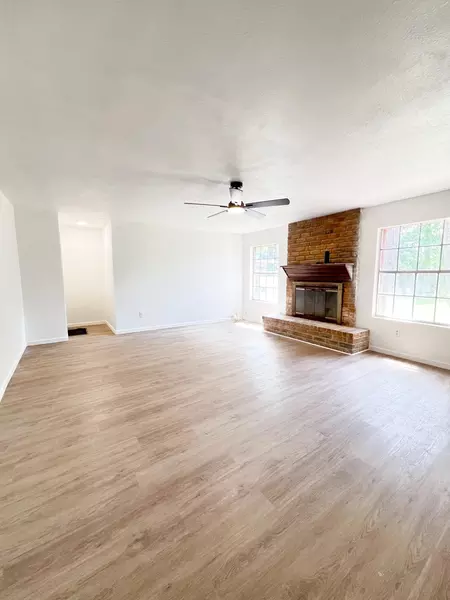 Coliving in Spring - Ne Houston, Houston