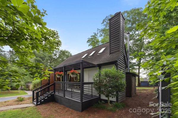 Coliving in North Sharon Amity / Reddman Road - East Charlotte, Charlotte
