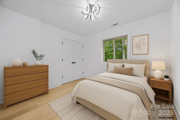 Coliving in North Sharon Amity / Reddman Road - East Charlotte, Charlotte