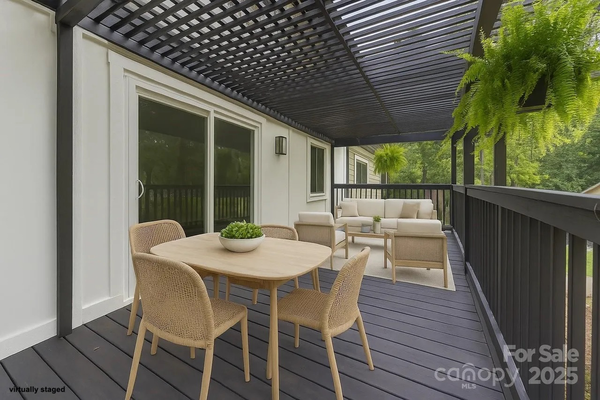 Coliving in North Sharon Amity / Reddman Road - East Charlotte, Charlotte