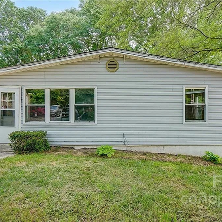 Coliving in Gastonia - West Charlotte, Charlotte