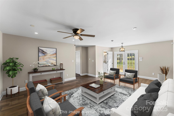 Coliving in Kannapolis - North Charlotte, Charlotte