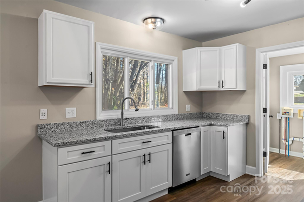 Coliving in Kannapolis - North Charlotte, Charlotte