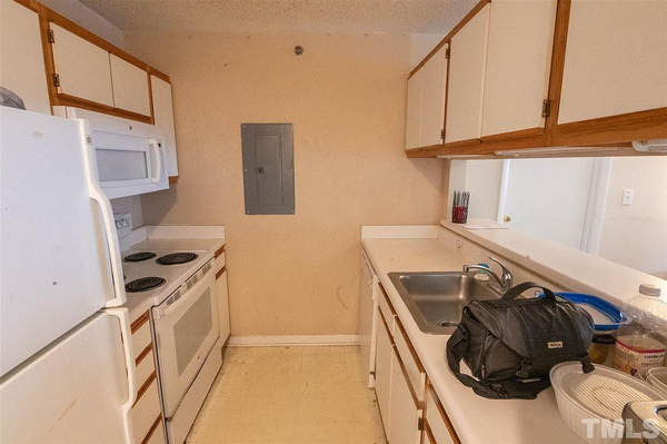 Coliving in Fairmont - Central Raleigh, Raleigh
