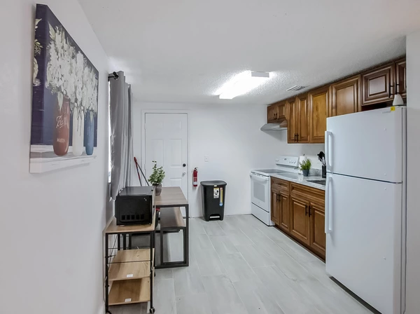 Coliving in University - North Tampa, Tampa