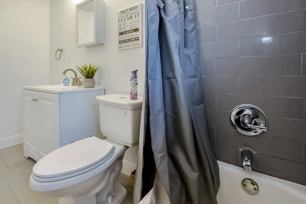 Coliving in University - North Tampa, Tampa