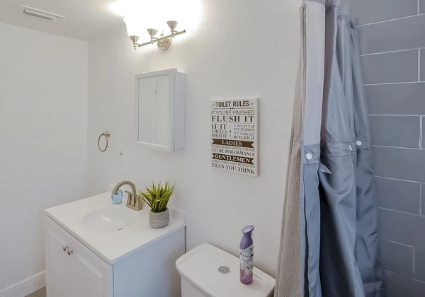 Coliving in University - North Tampa, Tampa