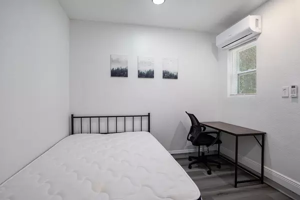 Coliving in Brandon - East Tampa, Tampa