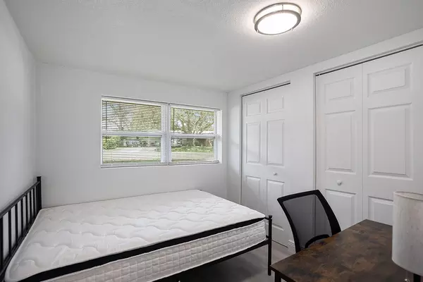 Coliving in Brandon - East Tampa, Tampa