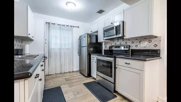 Coliving in Colonialtown South - Central Orlando, Orlando