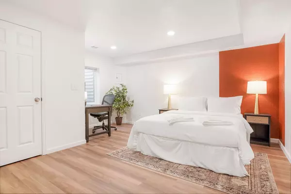 Coliving in Centennial - Outer Denver, Denver