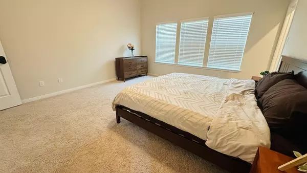 Coliving in The Woodlands - Nw Houston, Houston