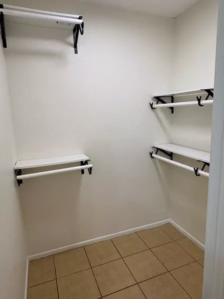 Coliving in Northwest Side - West SATX, San Antonio