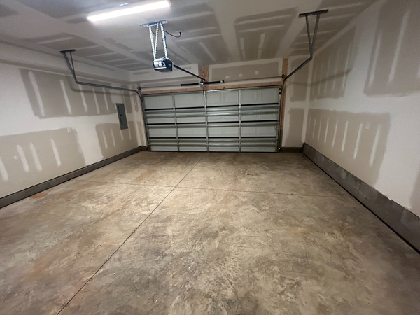 Coliving in University City North - North Charlotte, Charlotte