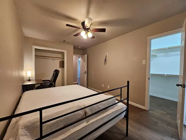 Coliving in Central Arlington - Arlington, Dallas