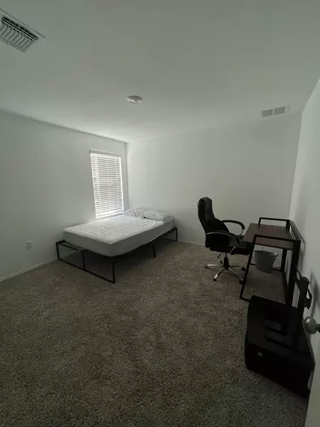 Coliving in Southeast Austin - South Austin, Austin
