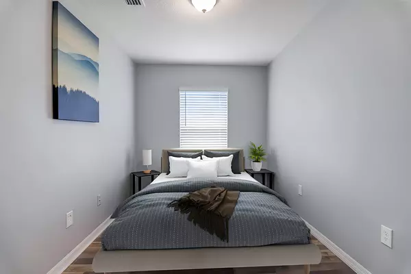 Coliving in Ybor City - Central Tampa, Tampa