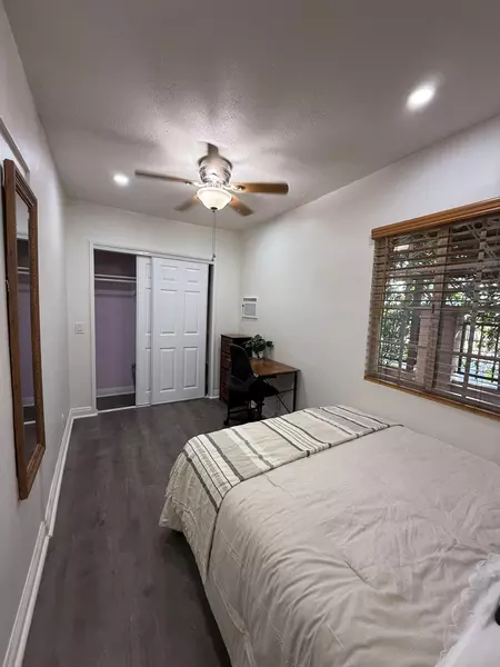 Coliving in Arleta - San Fernando Valley, Los Angeles