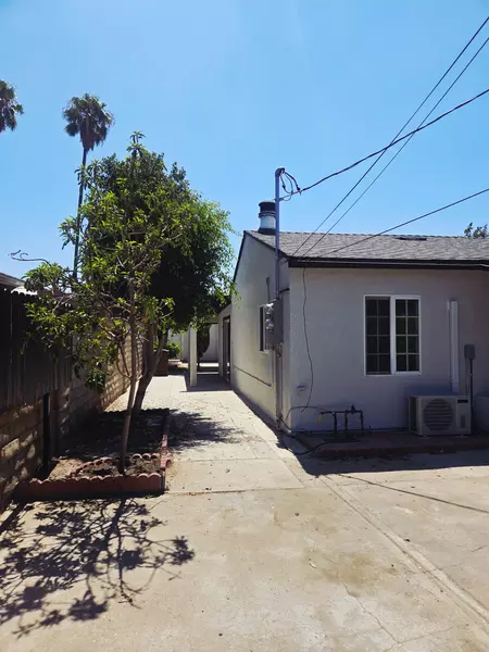 Coliving in Arleta - San Fernando Valley, Los Angeles