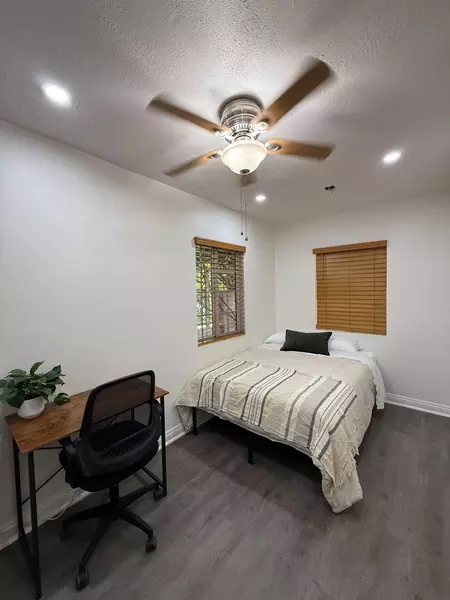 Coliving in Arleta - San Fernando Valley, Los Angeles