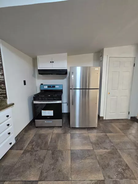 Coliving in Arleta - San Fernando Valley, Los Angeles