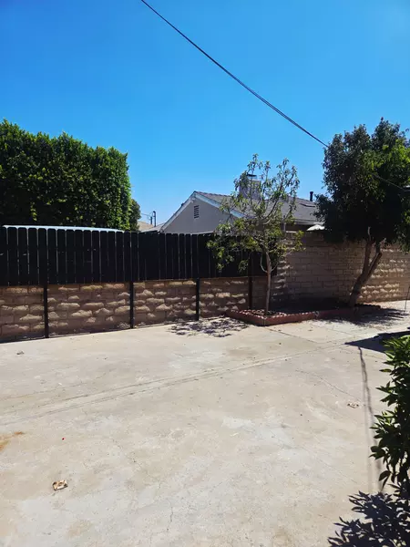 Coliving in Arleta - San Fernando Valley, Los Angeles