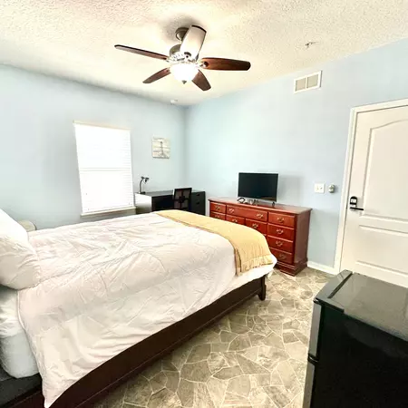 Coliving in Baymeadows - Southside, Jacksonville